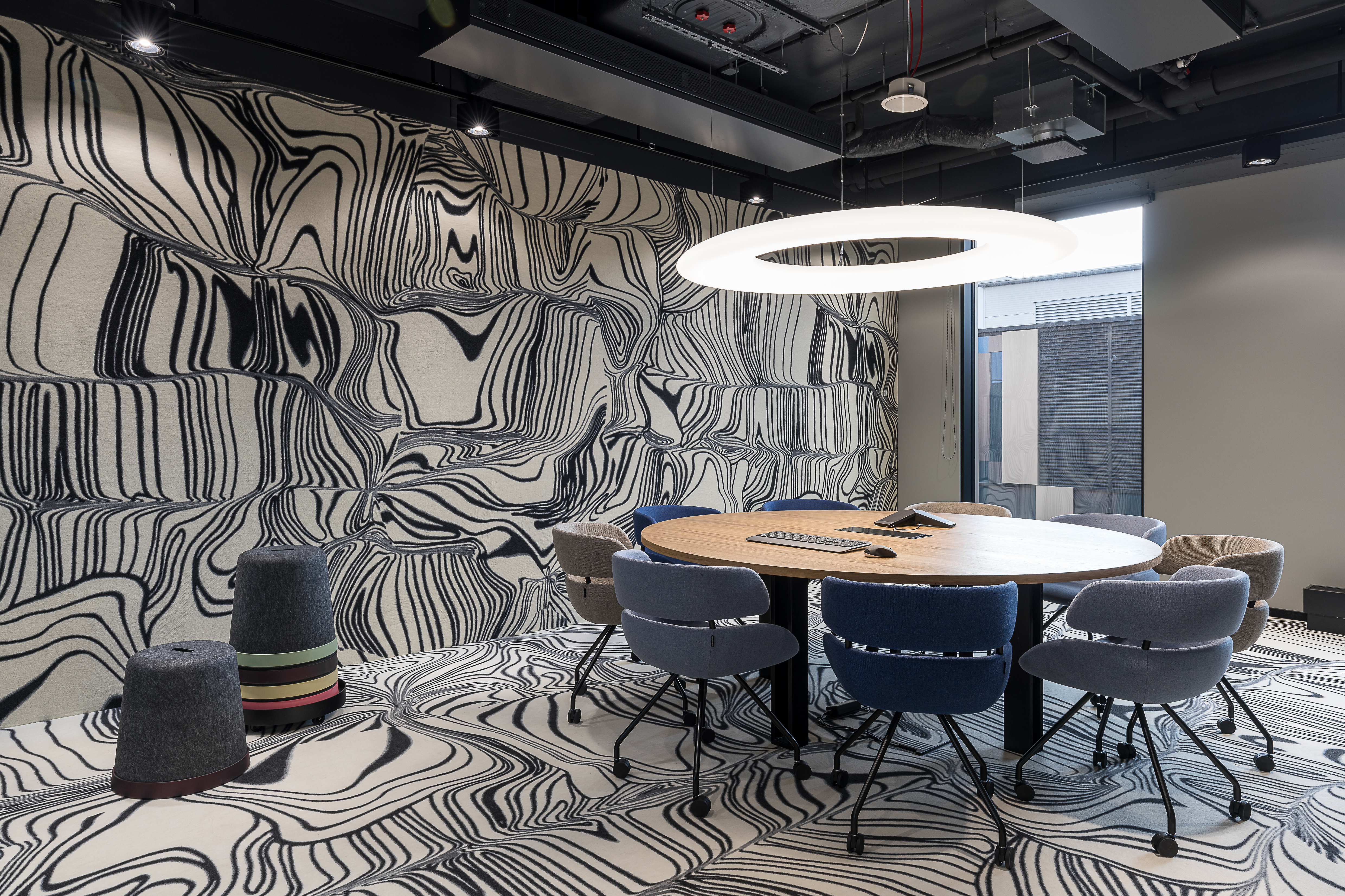  Universal Investment, Cracow