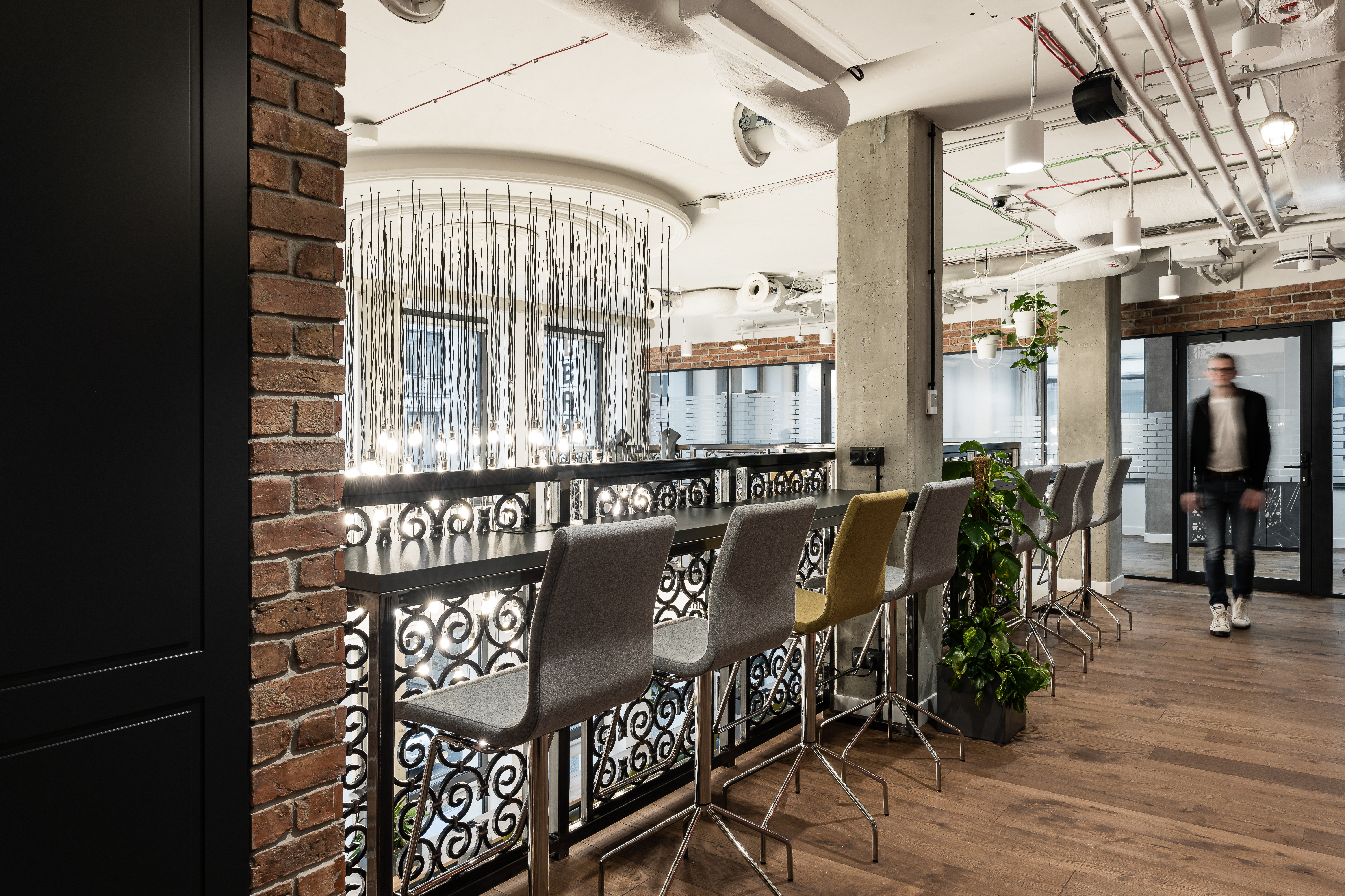 BRAIN EMBASSY, CZACKIEGO